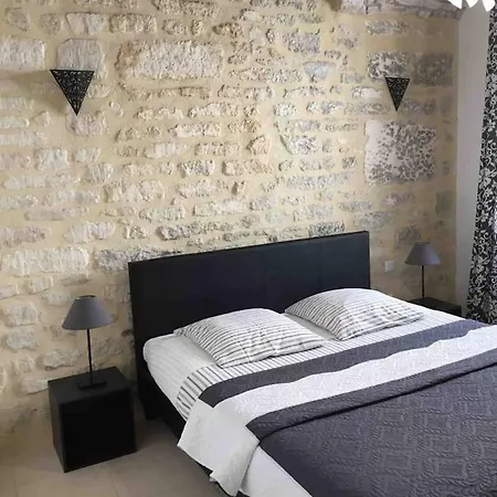 Le 5B Apartment Barjac  Exterior photo